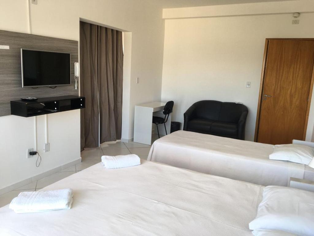 Domum Hotel Pindamonhangaba Zewnętrze zdjęcie