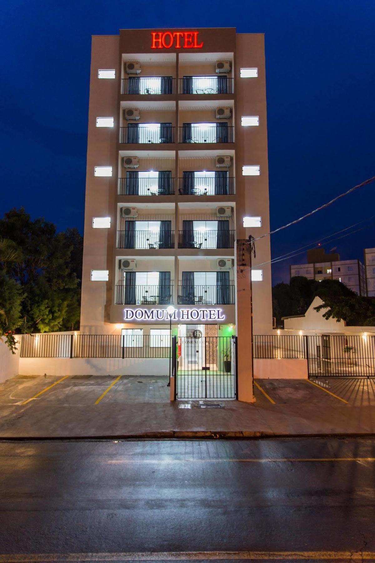 Domum Hotel Pindamonhangaba Zewnętrze zdjęcie