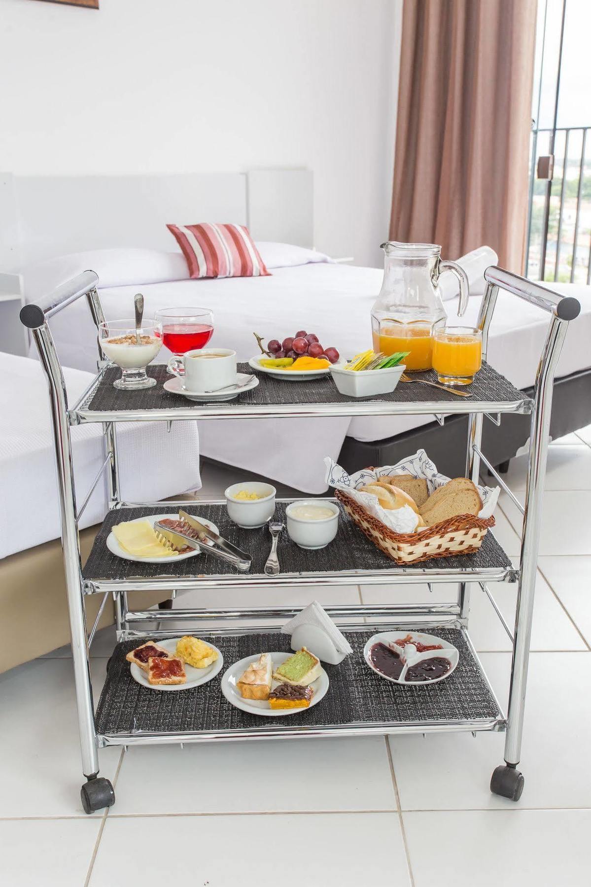 Domum Hotel Pindamonhangaba Zewnętrze zdjęcie